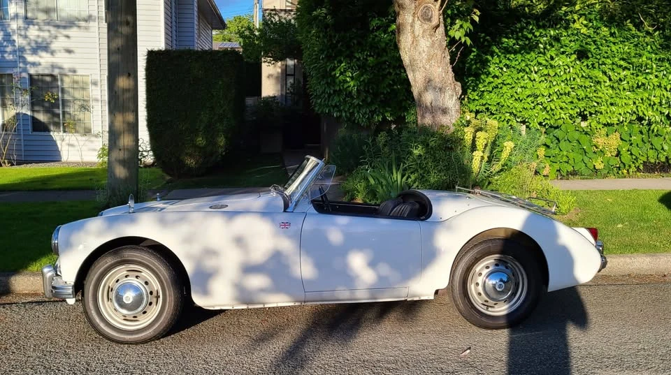 1957 MG MGA 1500 - Image 2 of 10