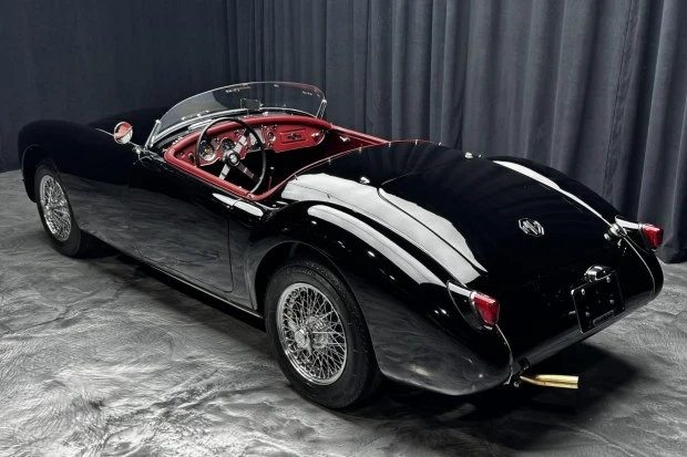 1957 MG MGA 1500 - Image 2 of 7