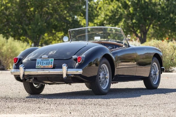 1957 MG MGA 1500 - Image 2 of 8