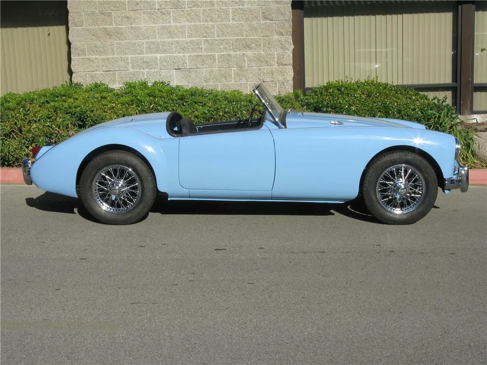 1957 MG MGA 1500 - Image 3 of 3