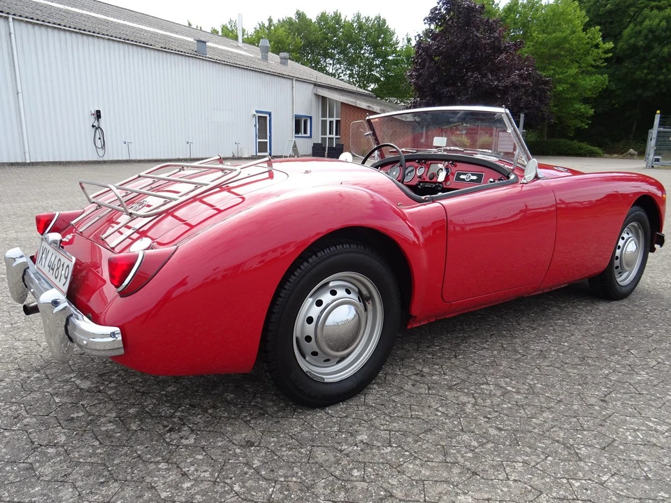 1957 MG MGA 1500 - Image 8 of 30