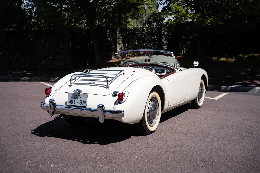 1957 MG MGA 1500 - Image 11 of 31
