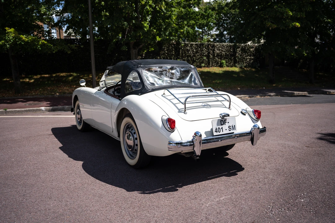 1957 MG MGA 1500 - Image 13 of 31