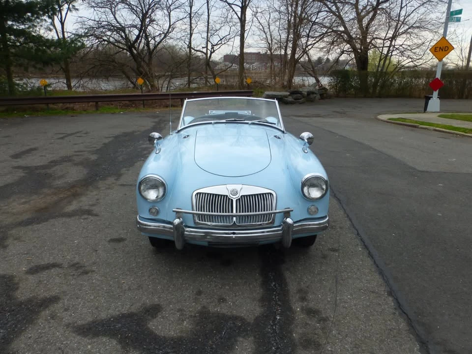 1957 MG MGA 1500 - Image 2 of 16