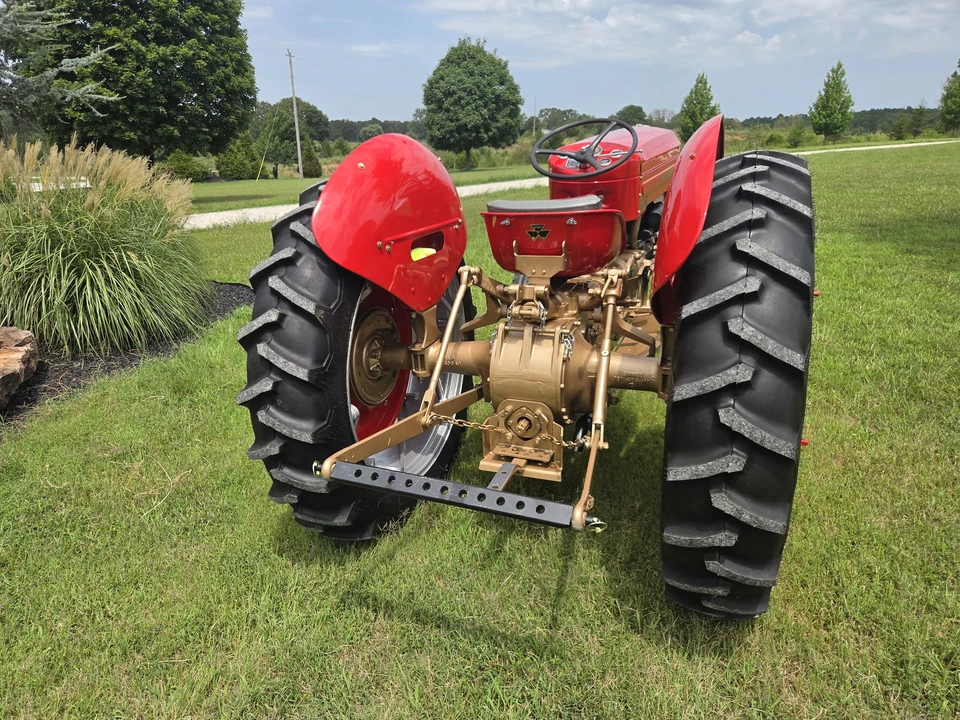 1957 Ford Tractor - Image 24 of 31