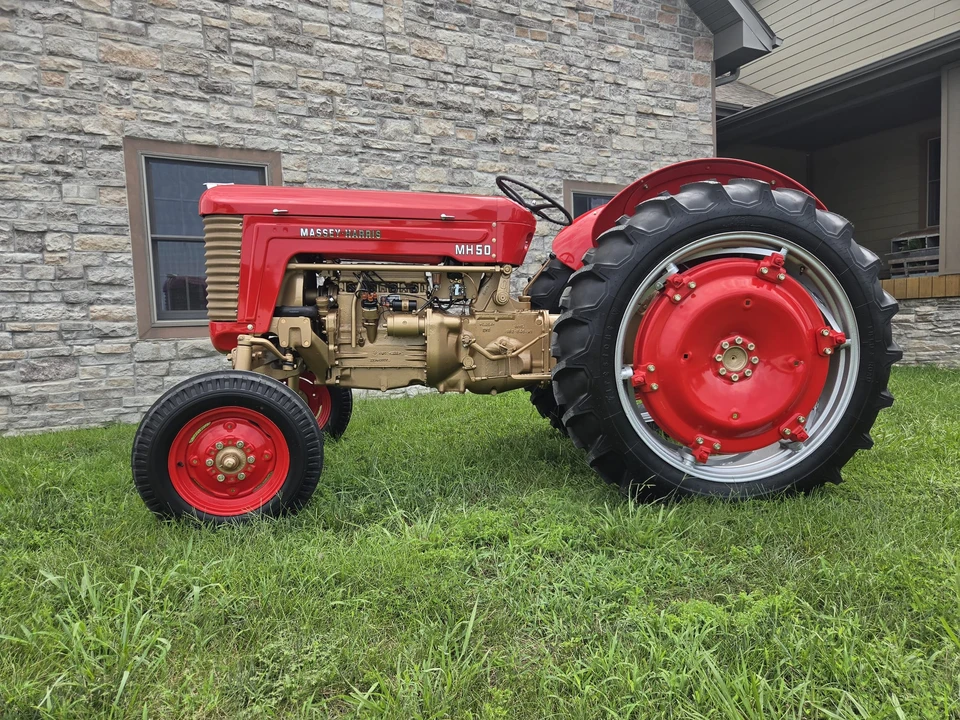 1957 Ford Tractor - Image 13 of 31