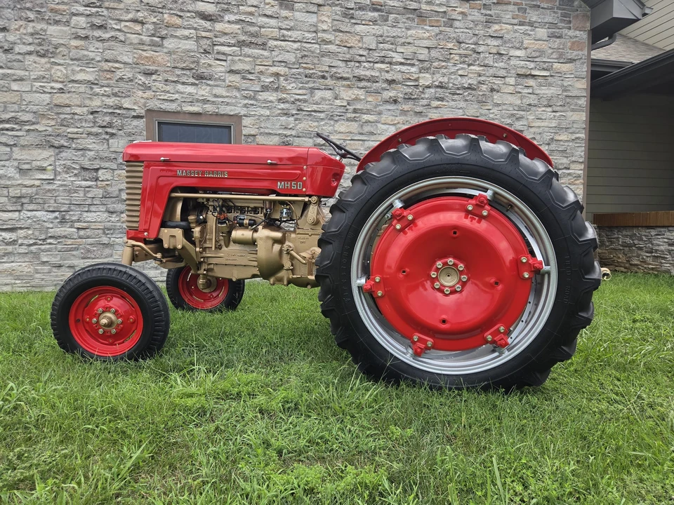 1957 Ford Tractor - Image 14 of 31