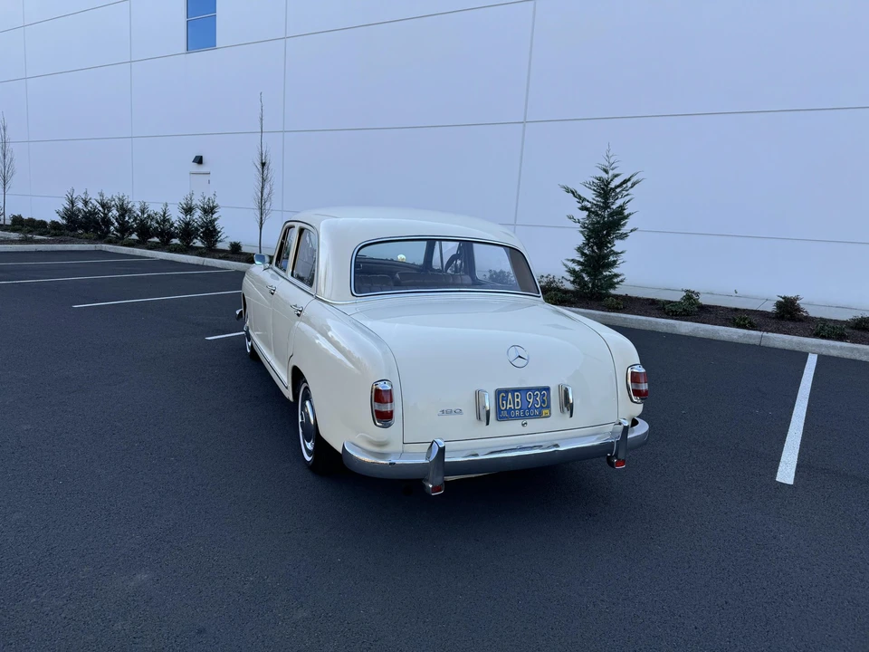 1957 Mercedes-Benz Ponton - Image 9 of 31