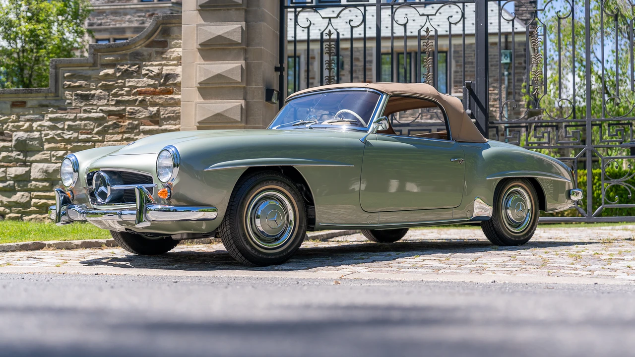 1957 Mercedes-Benz 190 SL - Image 2 of 31
