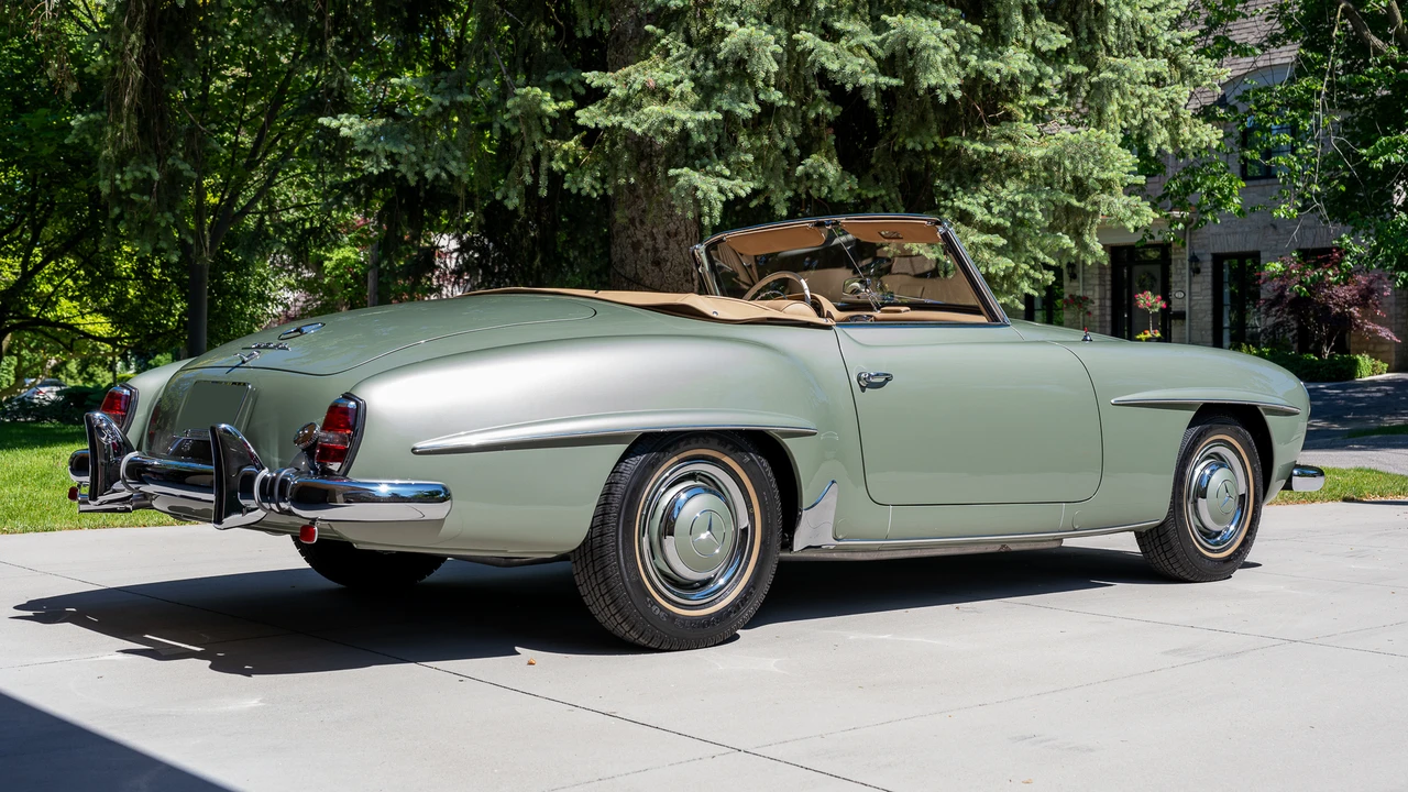 1957 Mercedes-Benz 190 SL - Image 10 of 31