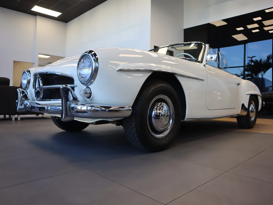 1957 Mercedes-Benz W120 & W121 - Image 2 of 31