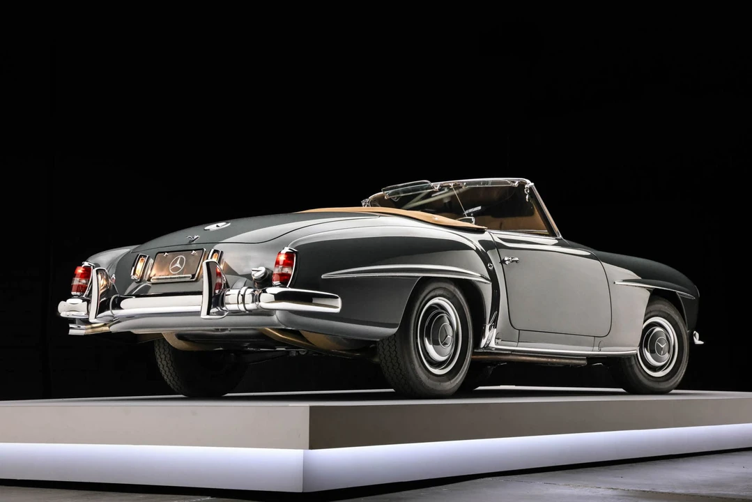 1957 Mercedes-Benz 190 SL - Image 6 of 31