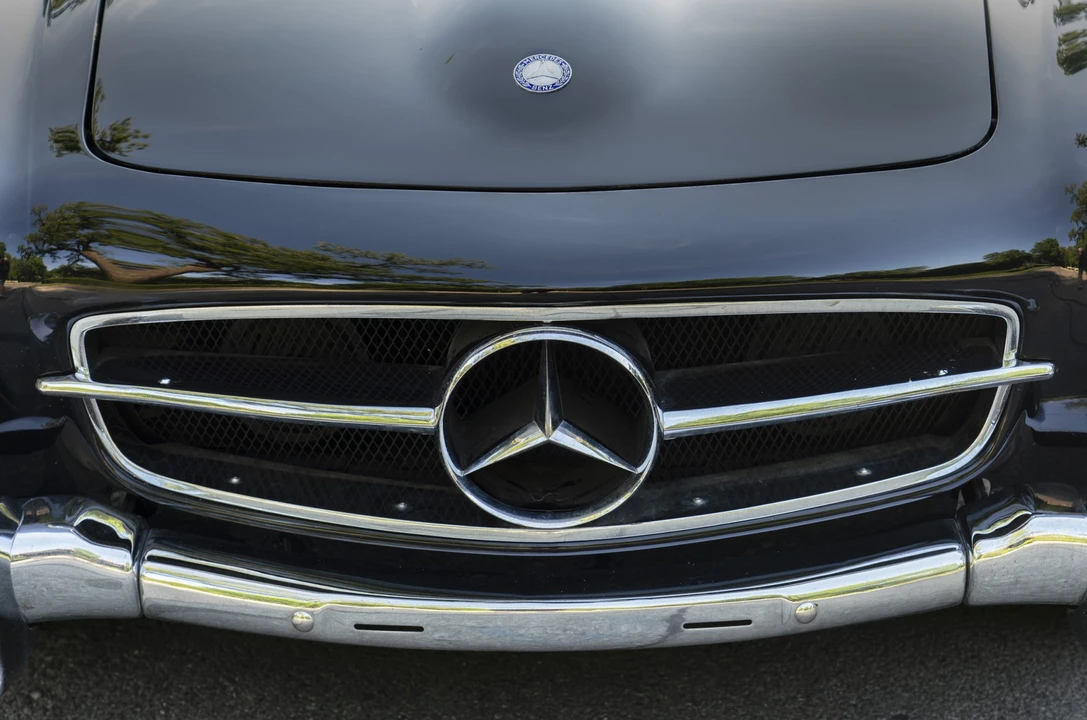 1957 Mercedes-Benz 190 SL - Image 24 of 31