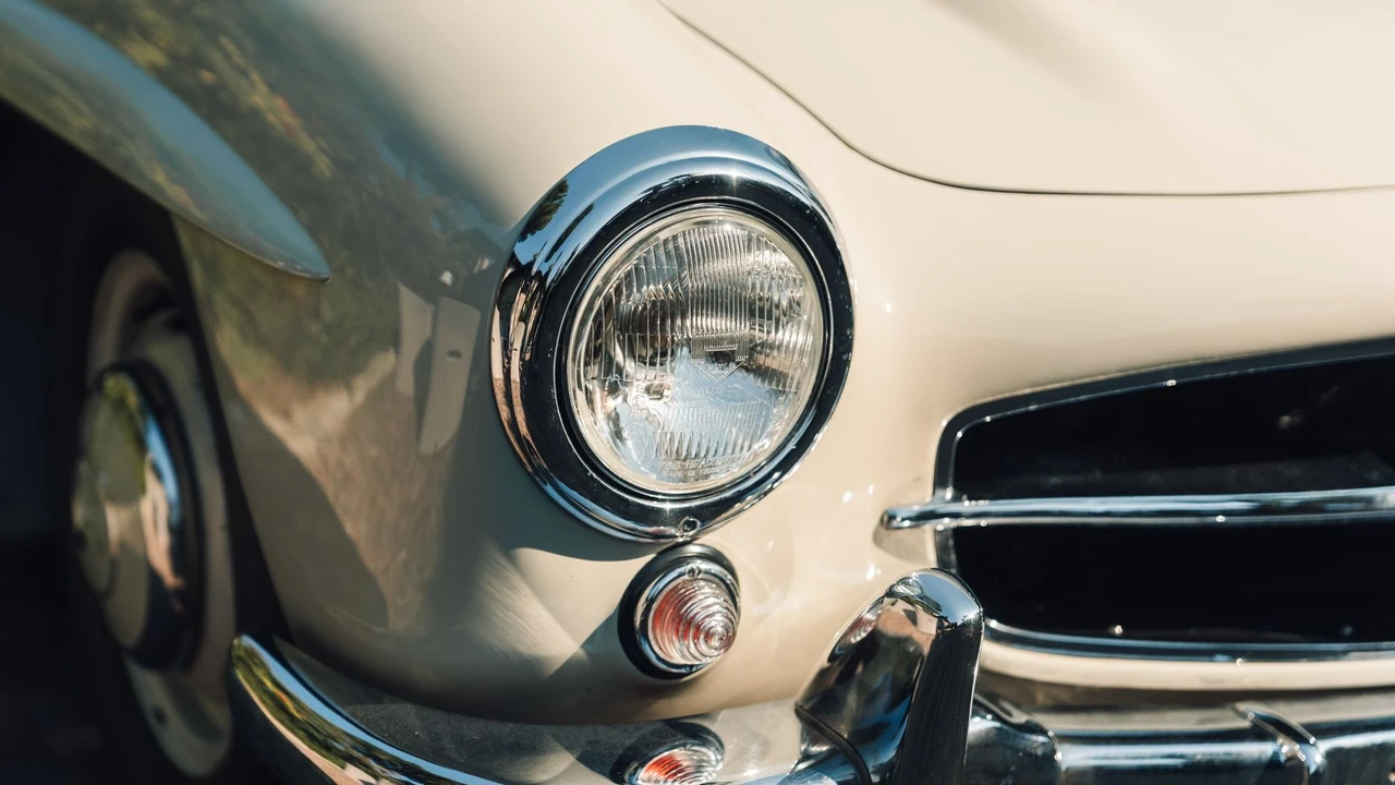1957 Mercedes-Benz 300SL Gullwing - Image 24 of 31