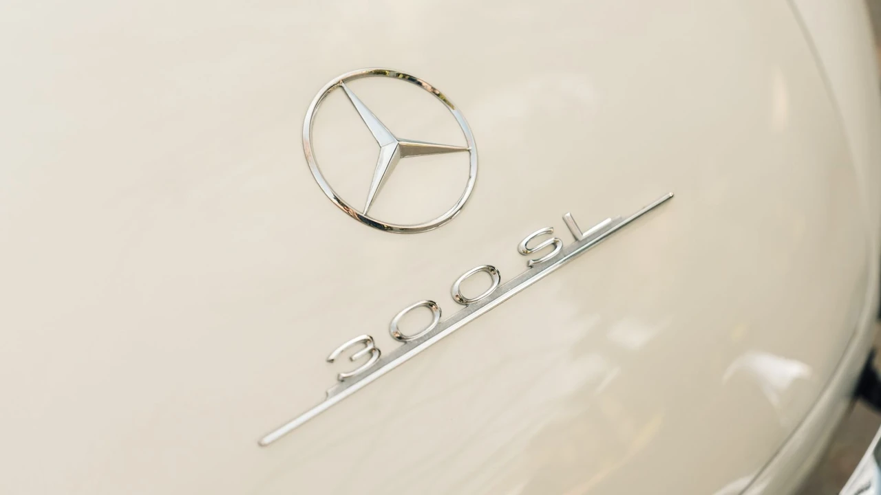 1957 Mercedes-Benz 300SL Gullwing - Image 8 of 31