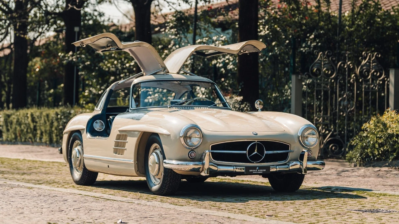 1957 Mercedes-Benz 300SL Gullwing - Image 14 of 31