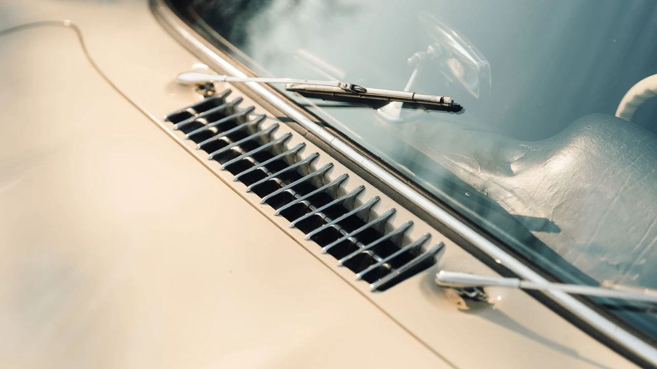 1957 Mercedes-Benz 300SL Gullwing - Image 30 of 31