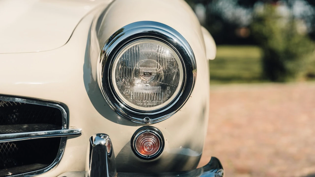 1957 Mercedes-Benz 300SL Gullwing - Image 23 of 31