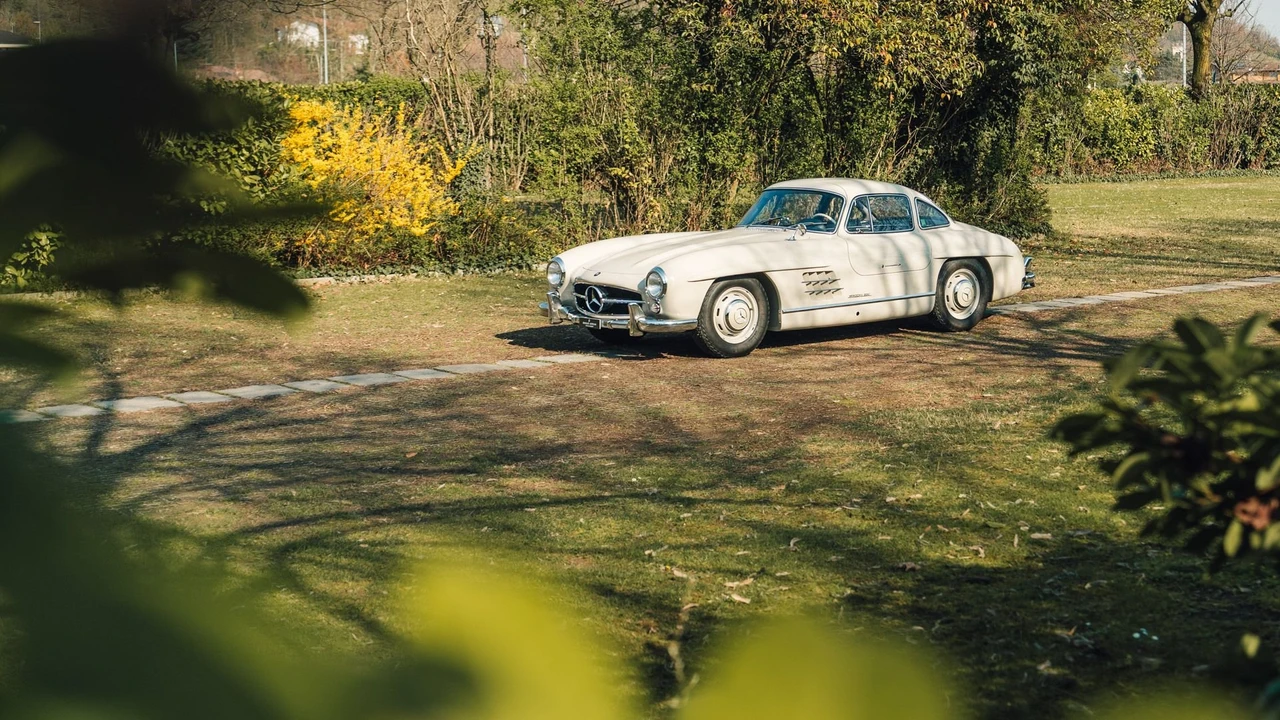 1957 Mercedes-Benz 300SL Gullwing - Image 19 of 31