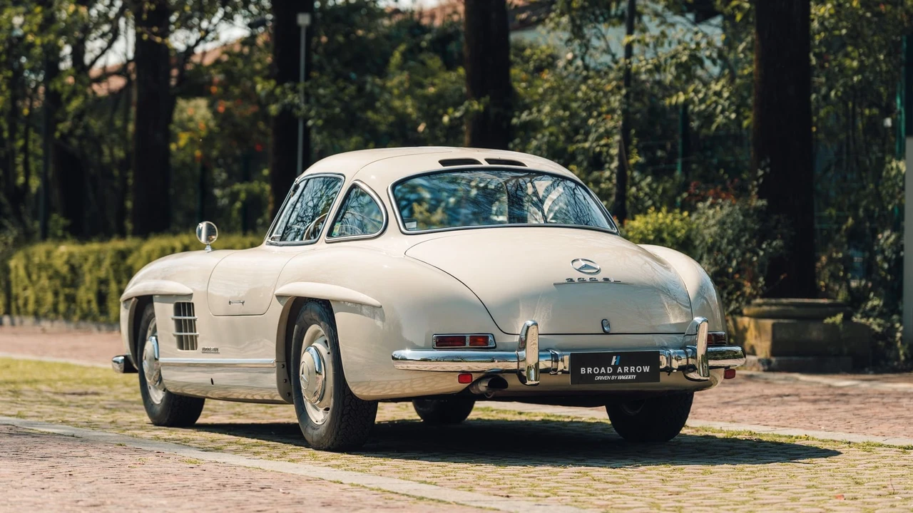 1957 Mercedes-Benz 300SL Gullwing - Image 6 of 31