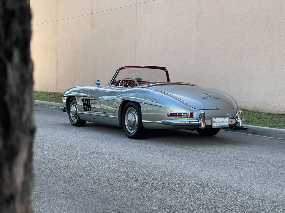 1957 Mercedes-Benz 300SL Roadster - Image 26 of 31
