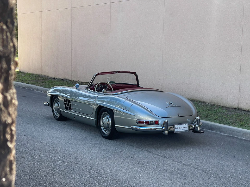 1957 Mercedes-Benz 300SL Roadster - Image 25 of 31