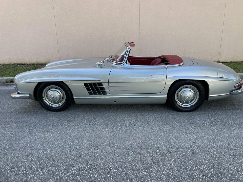 1957 Mercedes-Benz 300SL Roadster - Image 17 of 31
