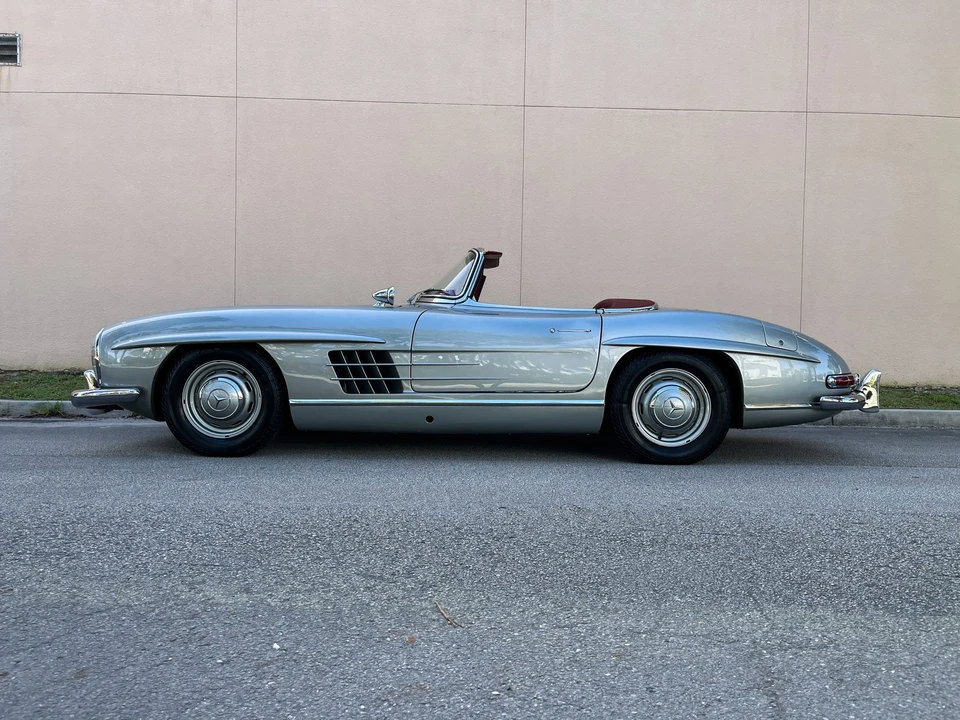 1957 Mercedes-Benz 300SL Roadster - Image 18 of 31