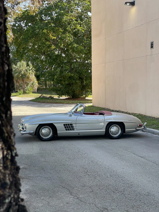 1957 Mercedes-Benz 300SL Roadster - Image 12 of 31