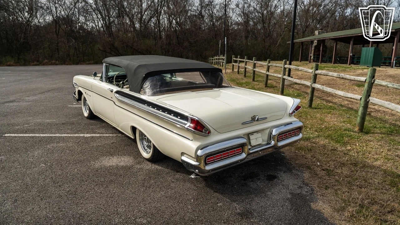 1957 Mercury Monterey - Image 12 of 12