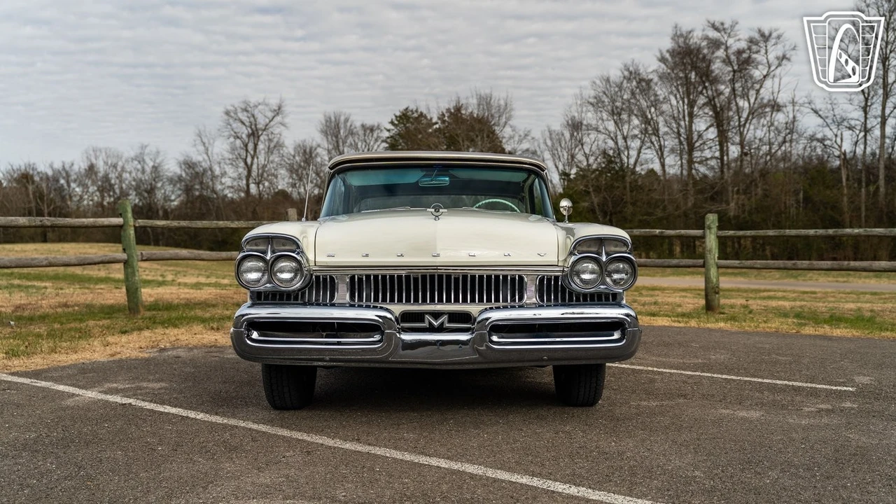 1957 Mercury Monterey - Image 4 of 12