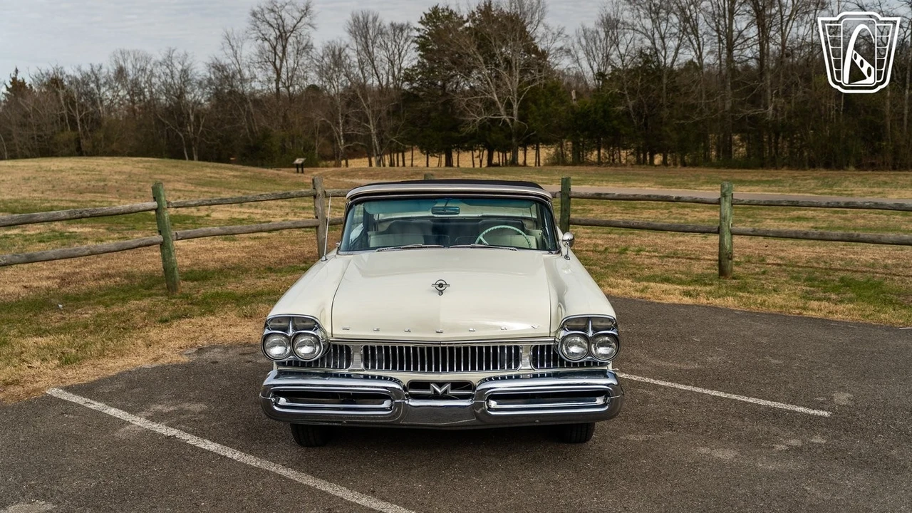 1957 Mercury Monterey - Image 3 of 12