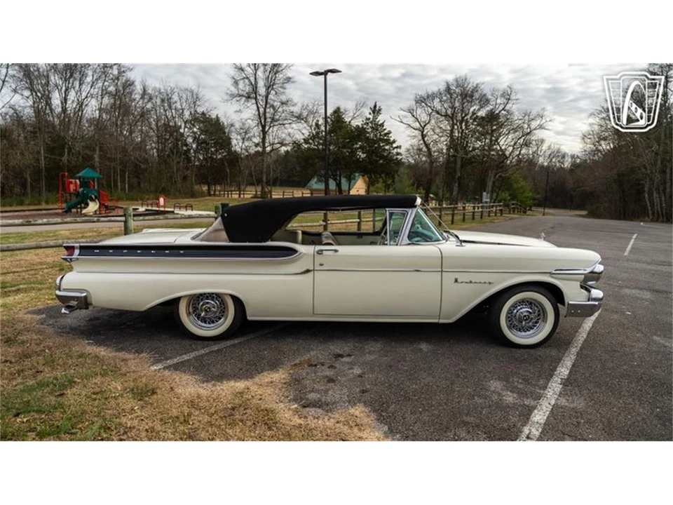 1957 Mercury Monterey - Image 20 of 31