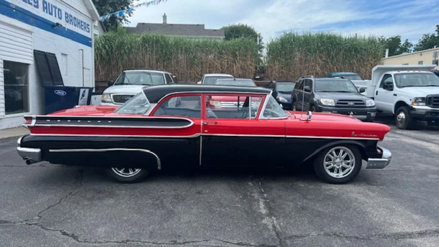 1957 Mercury Monterey - Image 2 of 10