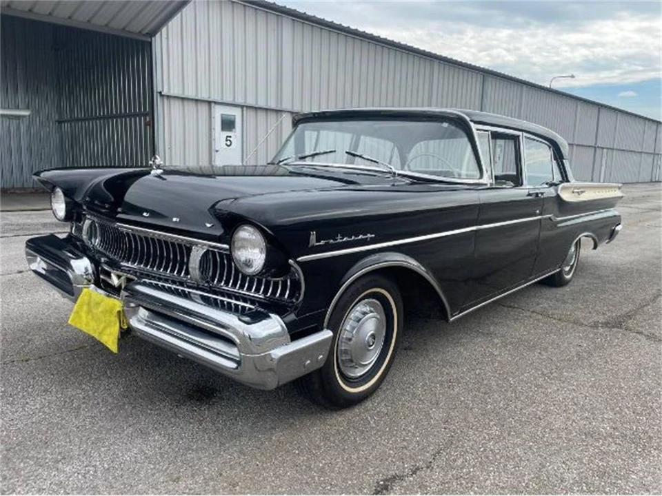 1957 Mercury Monterey - Image 4 of 17