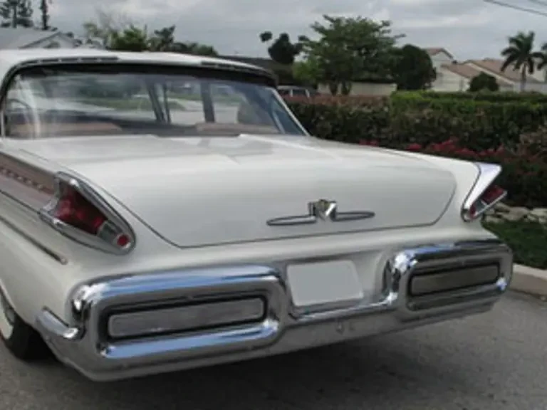 1957 Ford Country Squire - Image 4 of 12