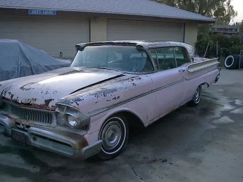 1957 Mercury Turnpike Cruiser 2dr Hardtop