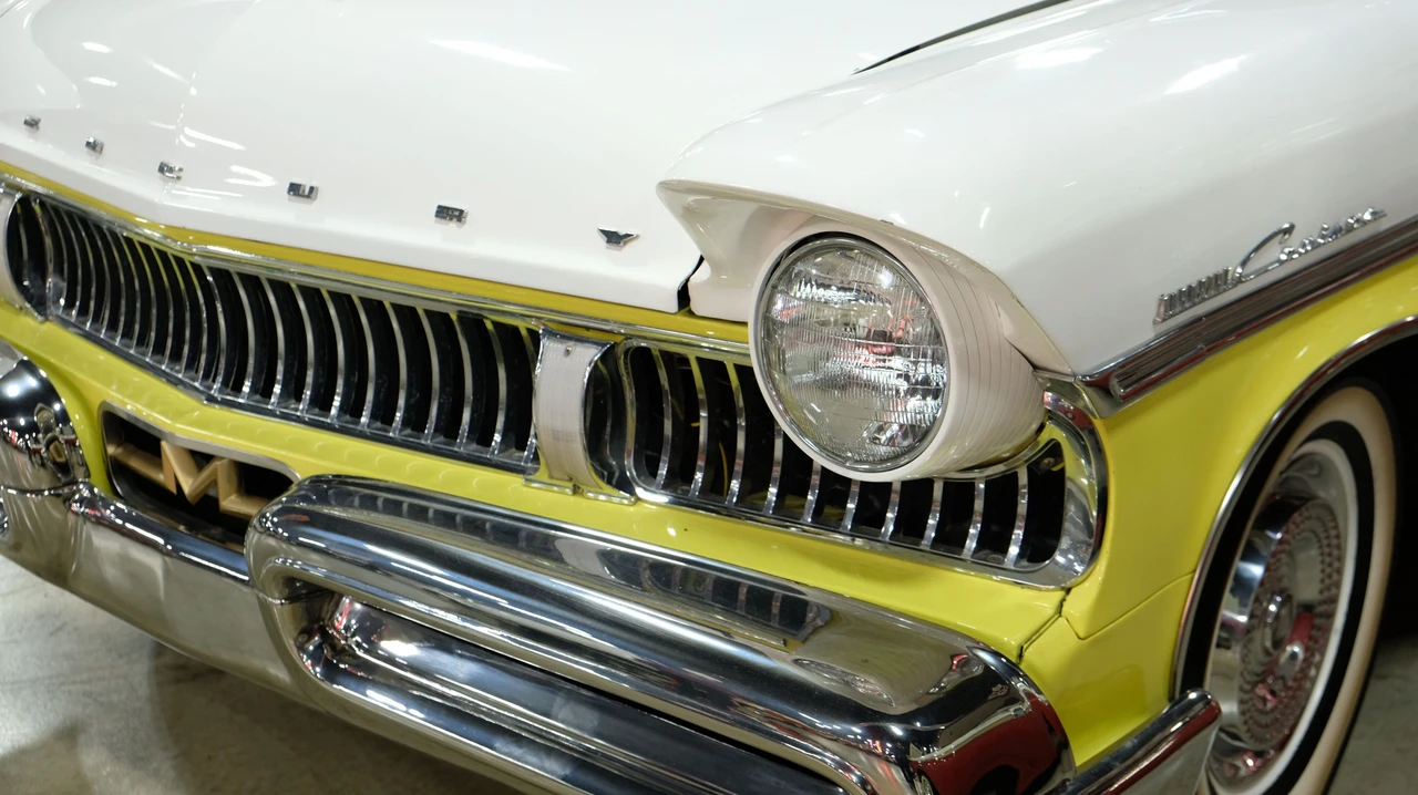1957 Mercury Montclair - Image 22 of 26