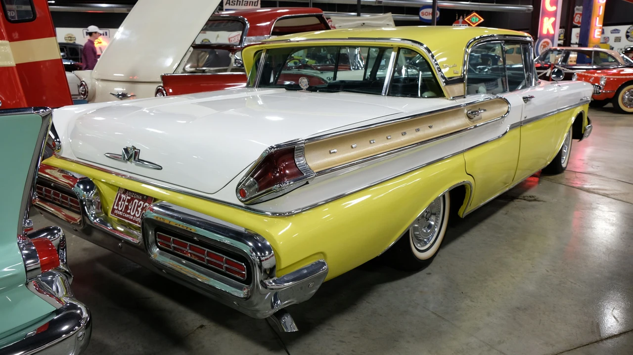 1957 Mercury Montclair - Image 25 of 26