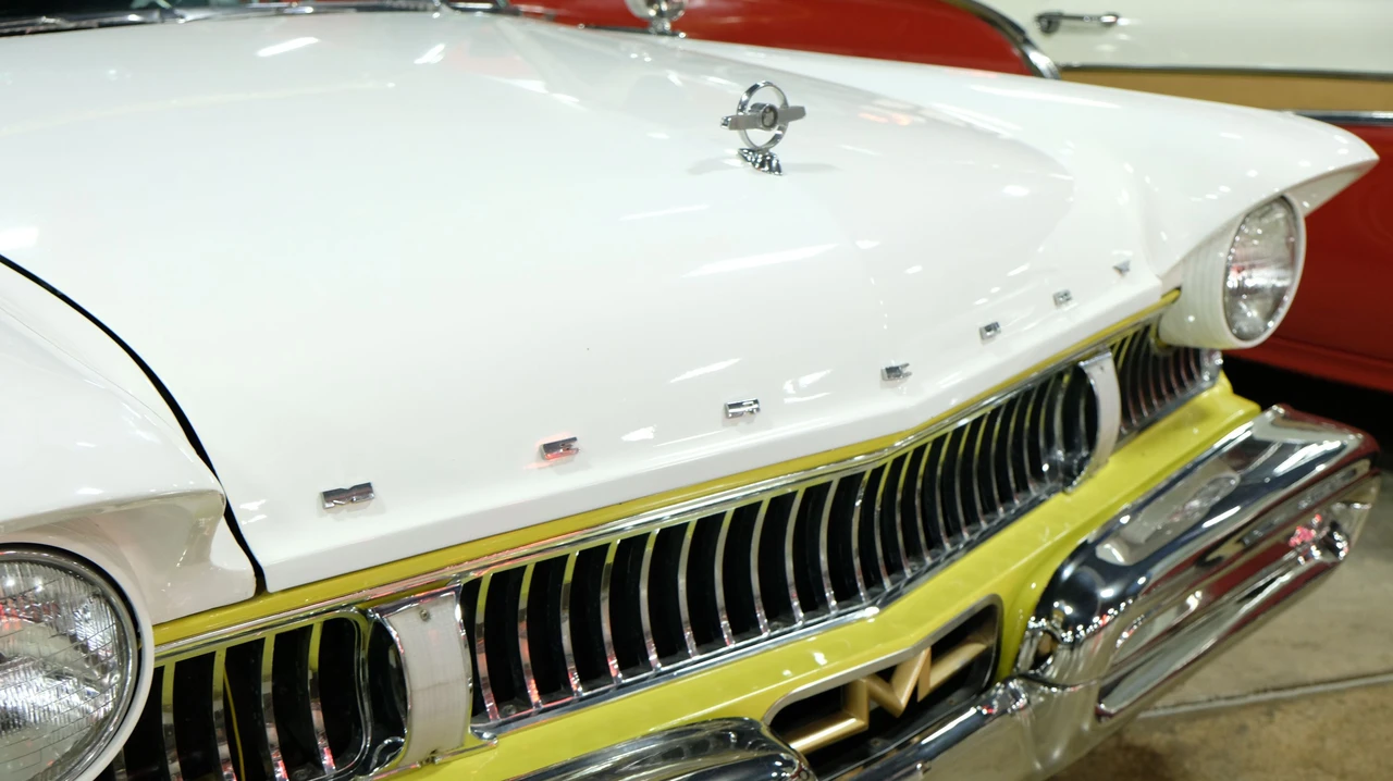 1957 Mercury Montclair - Image 8 of 26