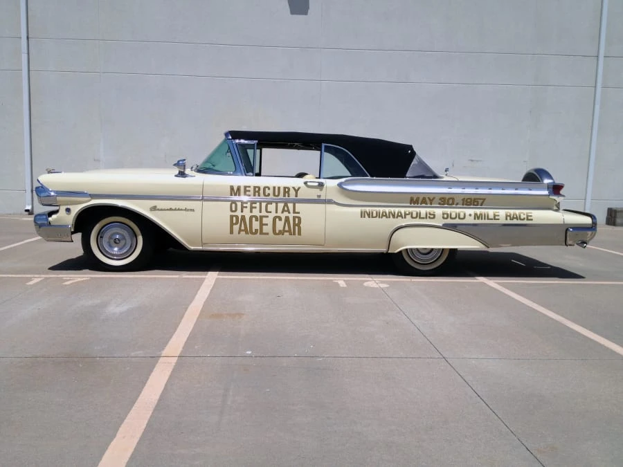 1957 Mercury Montclair - Image 2 of 5