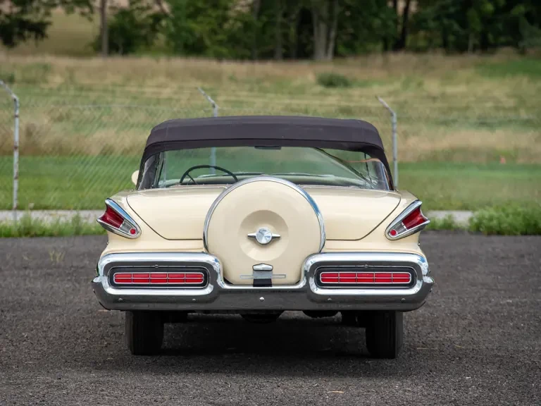 1957 Mercury Montclair - Image 8 of 31