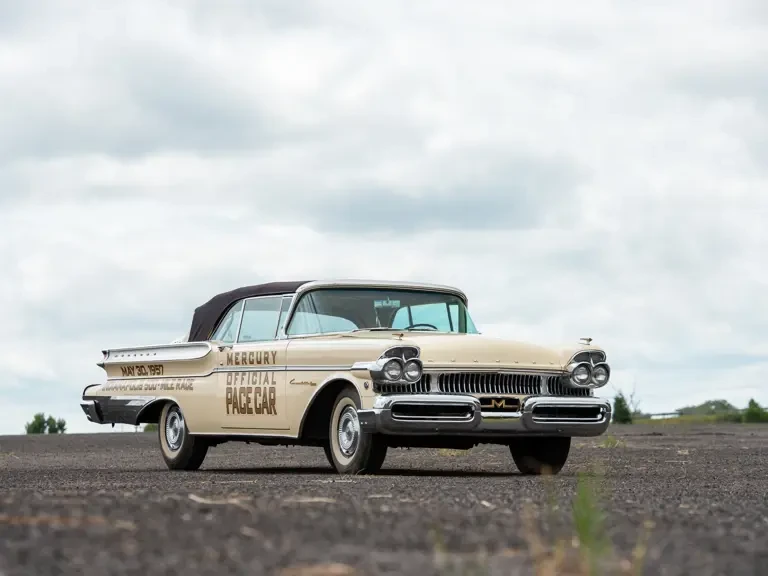 1957 Mercury Montclair - Image 2 of 31