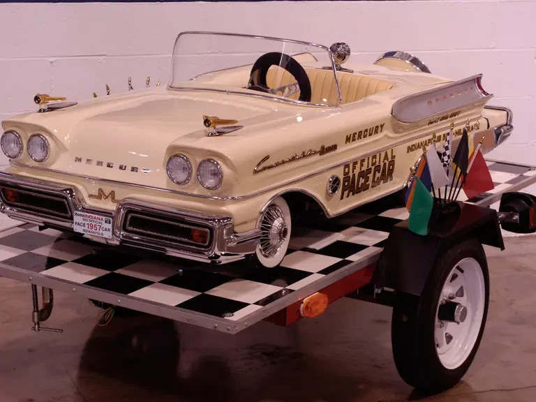 1957 Mercury Montclair - Image 2 of 2