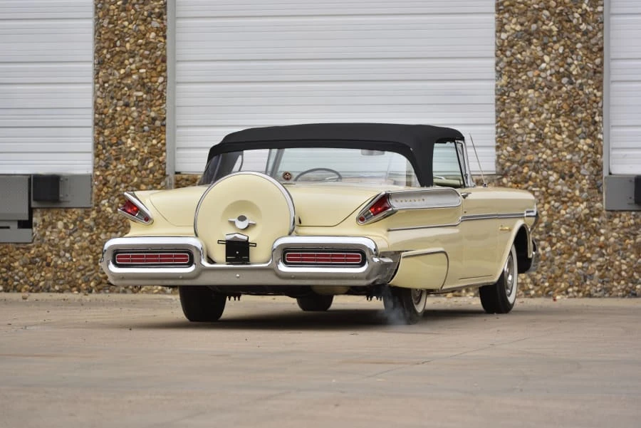 1957 Mercury Montclair - Image 21 of 31