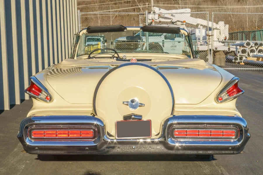1957 Mercury Montclair - Image 5 of 29