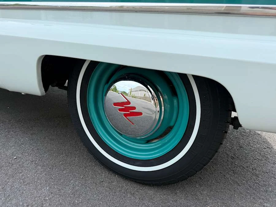 1957 Nash Metropolitan - Image 11 of 31