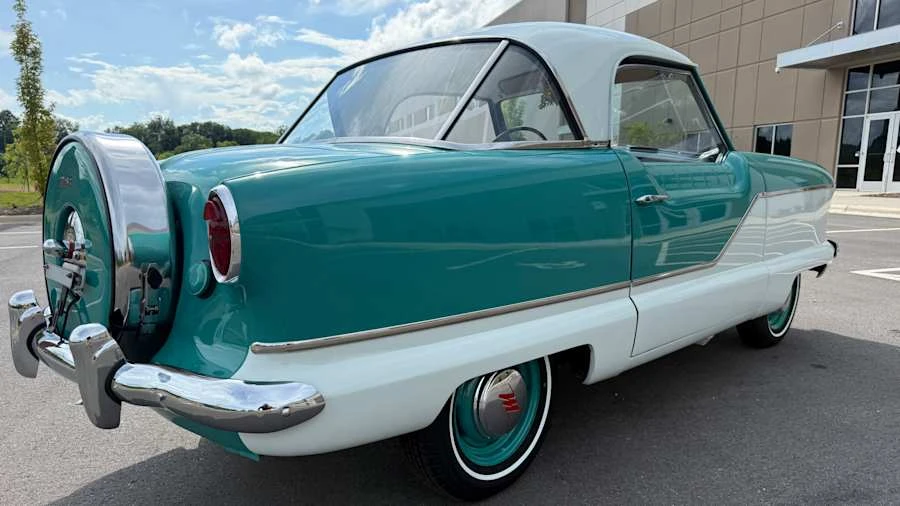 1957 Nash Metropolitan - Image 6 of 31