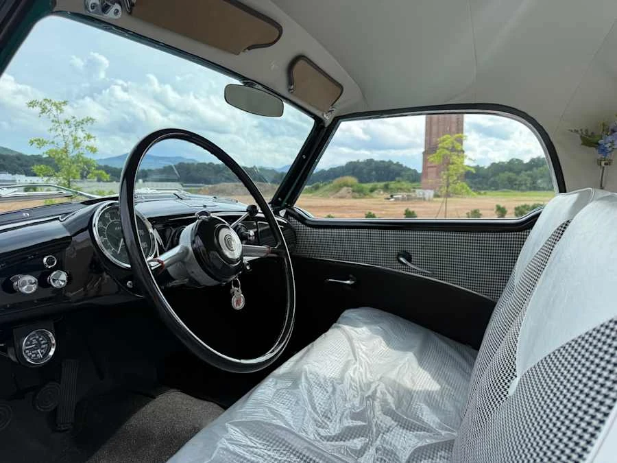 1957 Nash Metropolitan - Image 16 of 31