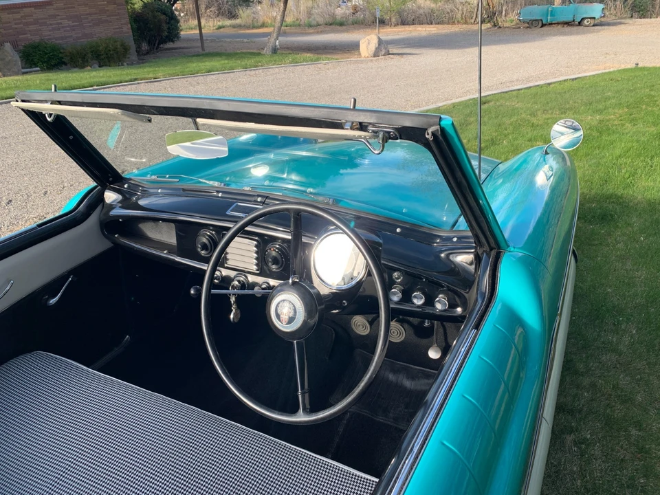 1957 Nash Metropolitan - Image 9 of 21